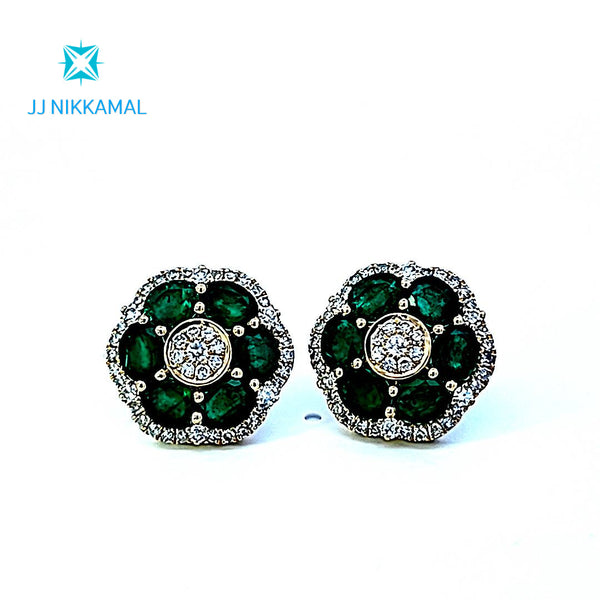 EXQUISITE 18KT SOLID YELLOW GOLD NATURAL EMERALDS AND DIAMOND EAR STUDS. A MESMERIZING BLEND OF TIMELESS ELEGANCE & CAPTIVATING ALLURE
