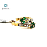 Solid 18Kt Gold Ring with Natural Emerald & Diamonds